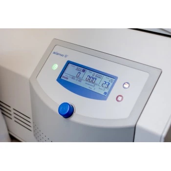 Центрифуга в комплекті з роторами, стаканами та адаптерами Sigma 3-16KL IVD